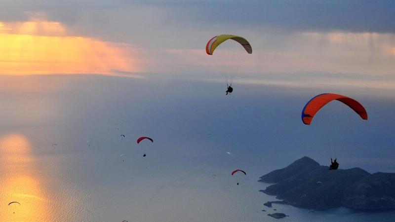 Fethiye : Babadağ Yamaç Paraşütü