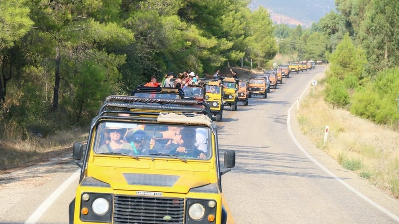 Fethiye : Saklıkent Kanyonu'nda Öğle Yemekli Jeep Safari