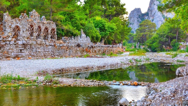 Kemer : Ulupınar'da Akşam Yemekli Olympos, Çıralı  Yanartaş  Jeep Turu