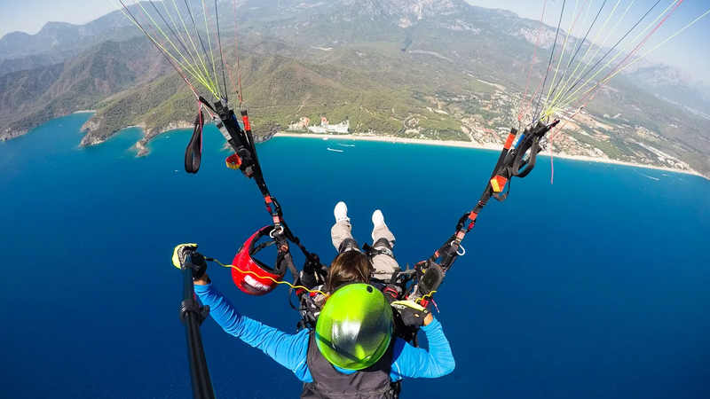 Kemer : 2365 Metre Tahtalı Dağından Yamaç Paraşütü 