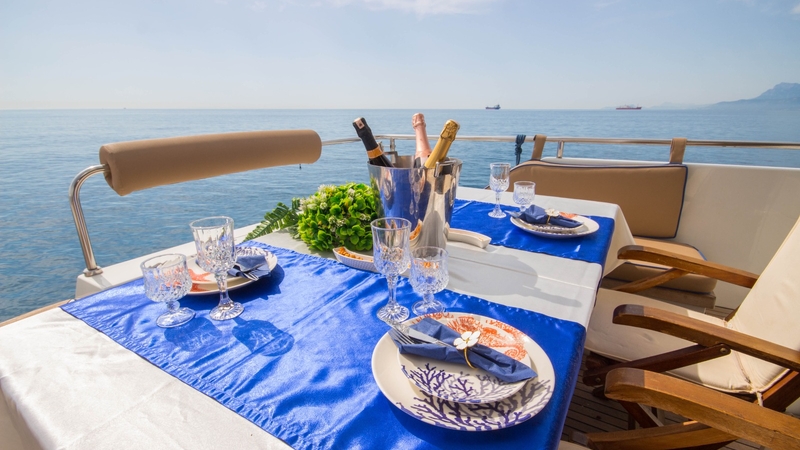 Özel Yat : Mochi Craft 56 | 20 Metre