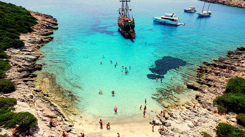 Bodrum : Korsan Tekne Gezisi